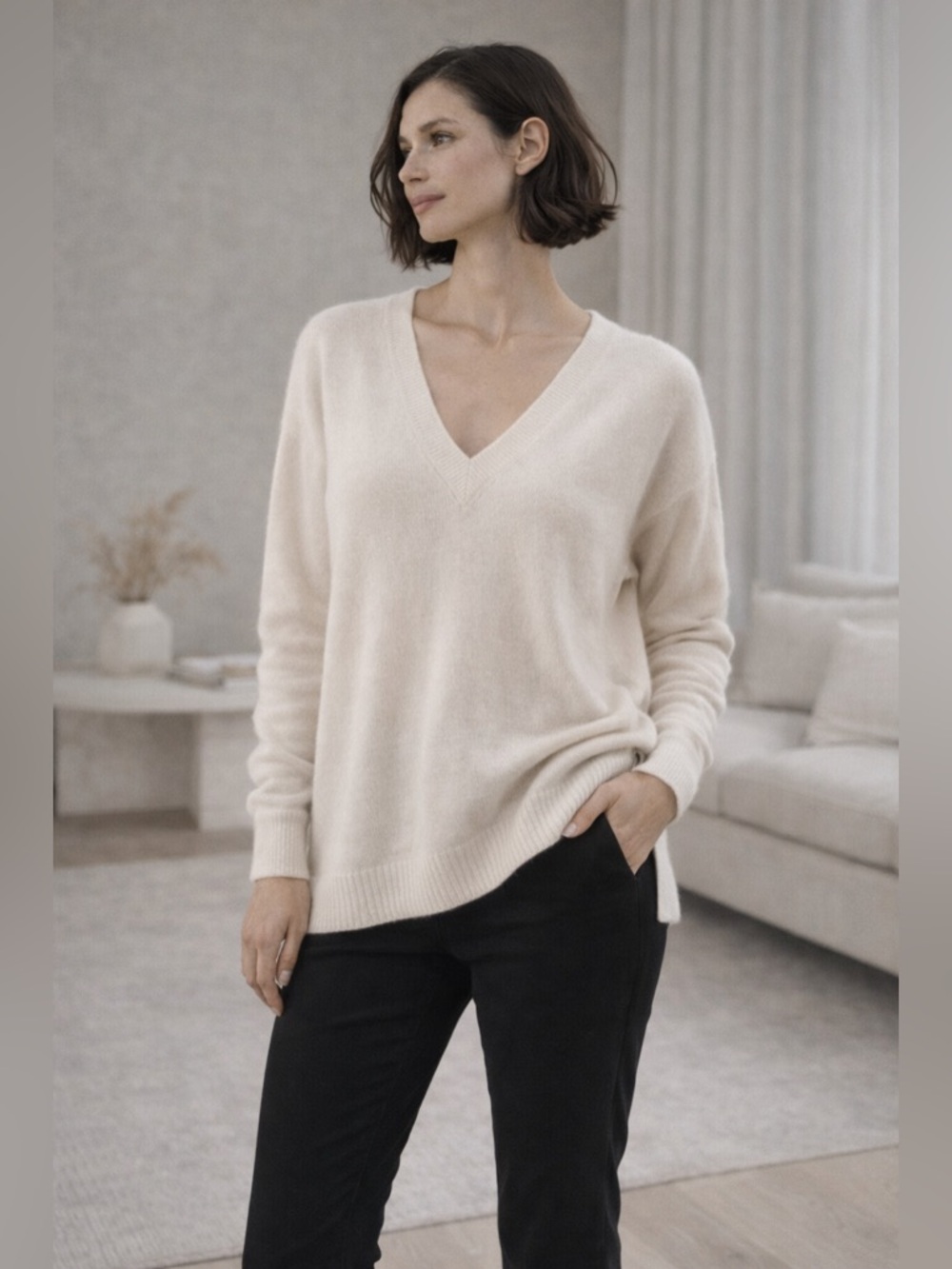 Joie 100% Cashmere Cream V-Neck Sweater XS Oversized Lightweight Soft Knit